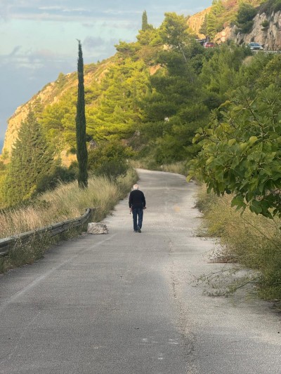 Koji je vaš izgovor? Ovaj čovjek ima više od 80 godina i još uvijek ne odustaje...